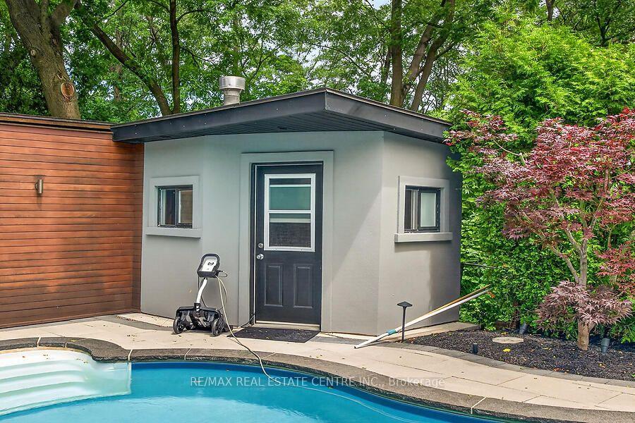 Photo 41 of 26 Freeland Court, Hamilton, Westdale — HOMEH