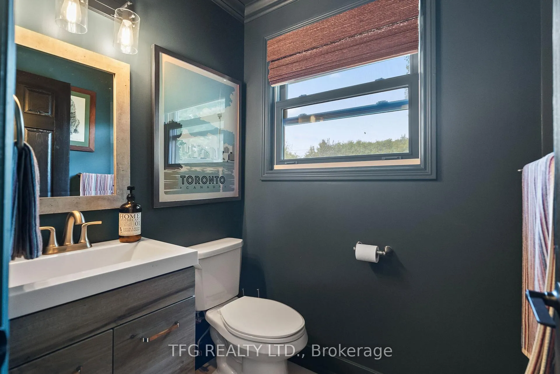 Photo 13 of 490 Conlin Road E, Oshawa, Kedron — HOMEH