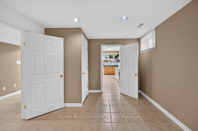Photo 9 of Unit Lower Unit, 59 Colin Crescent, Hamilton, Jerome — HOMEH