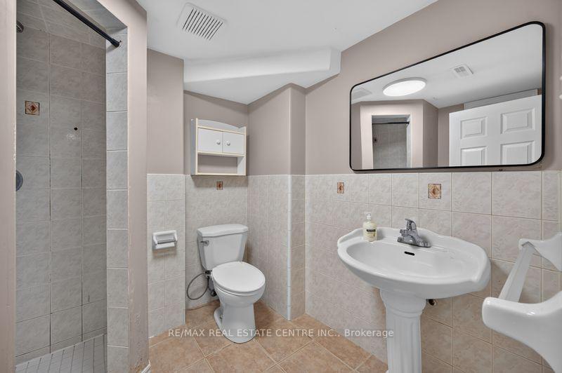Photo 21 of Unit Lower Unit, 59 Colin Crescent, Hamilton, Jerome — HOMEH
