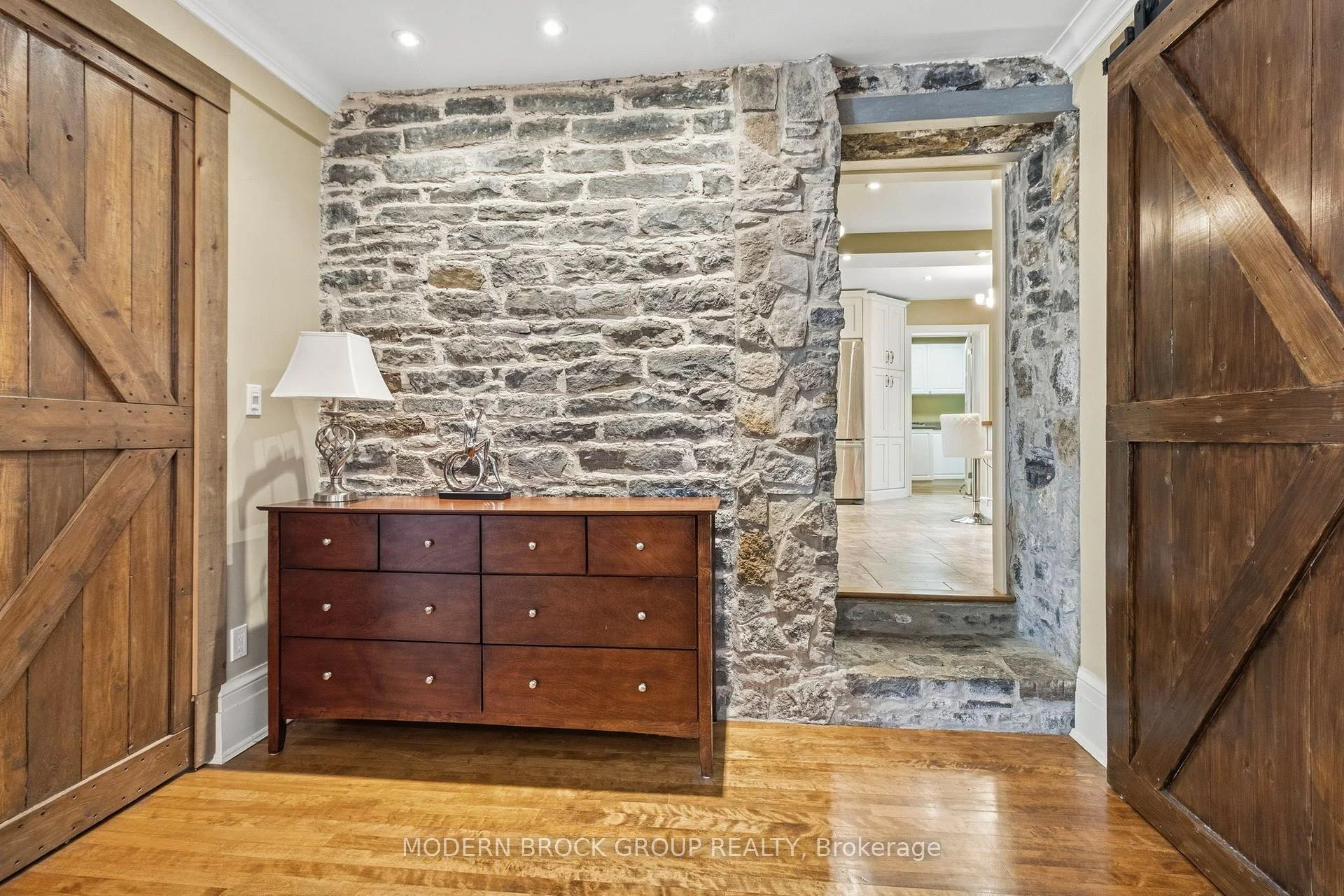 Photo 68 of 17/19 Ormond Street, Brockville, Brockville — HOMEH