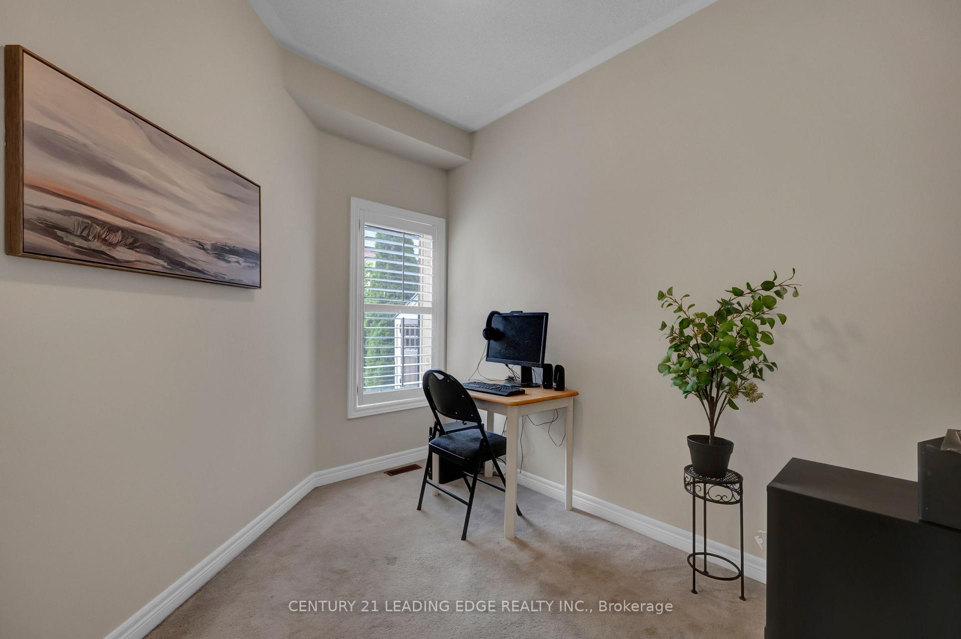 Photo 20 of 319 Mapleview Court, Pickering, Rouge Park — HOMEH