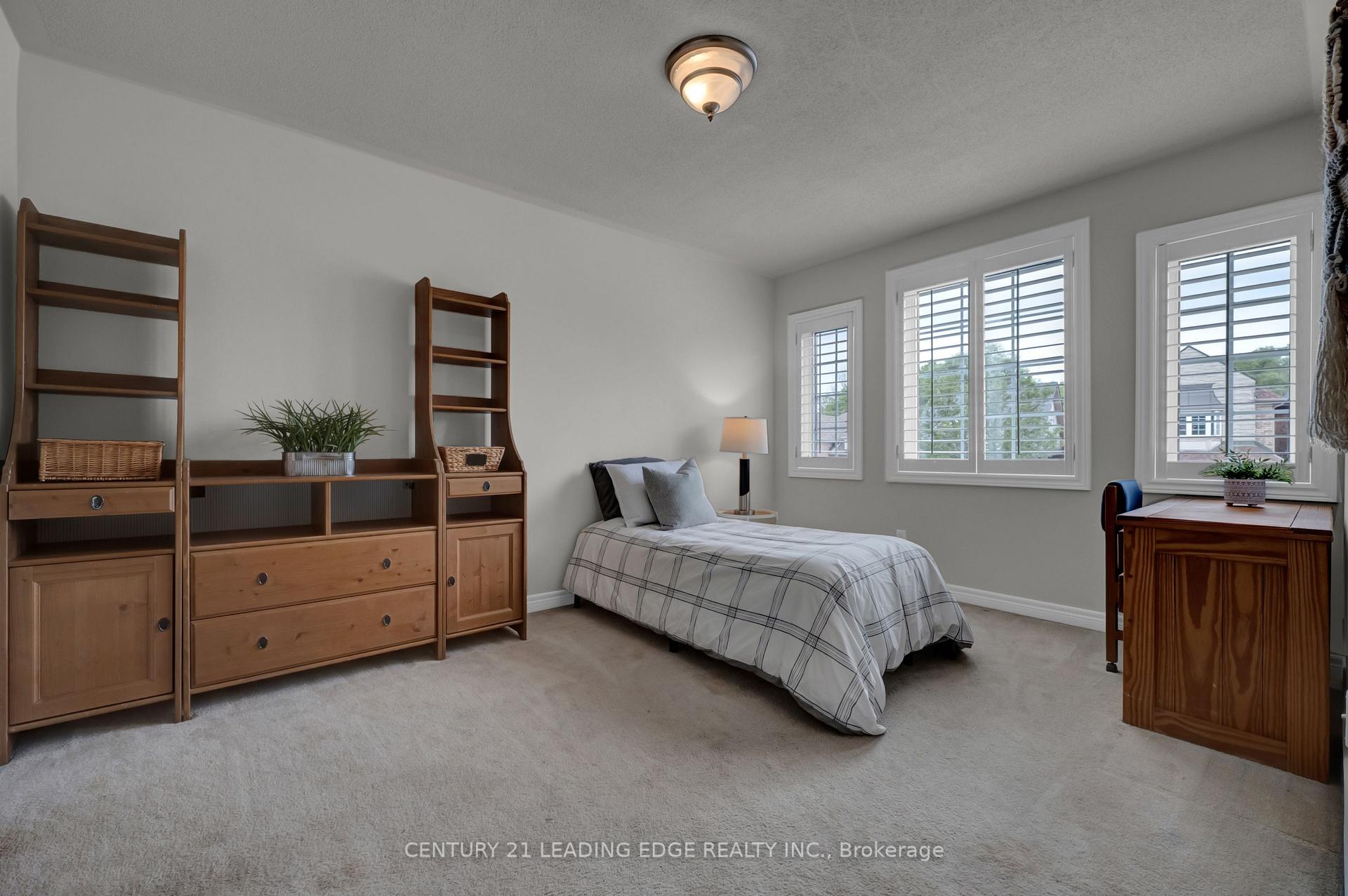Photo 27 of 319 Mapleview Court, Pickering, Rouge Park — HOMEH