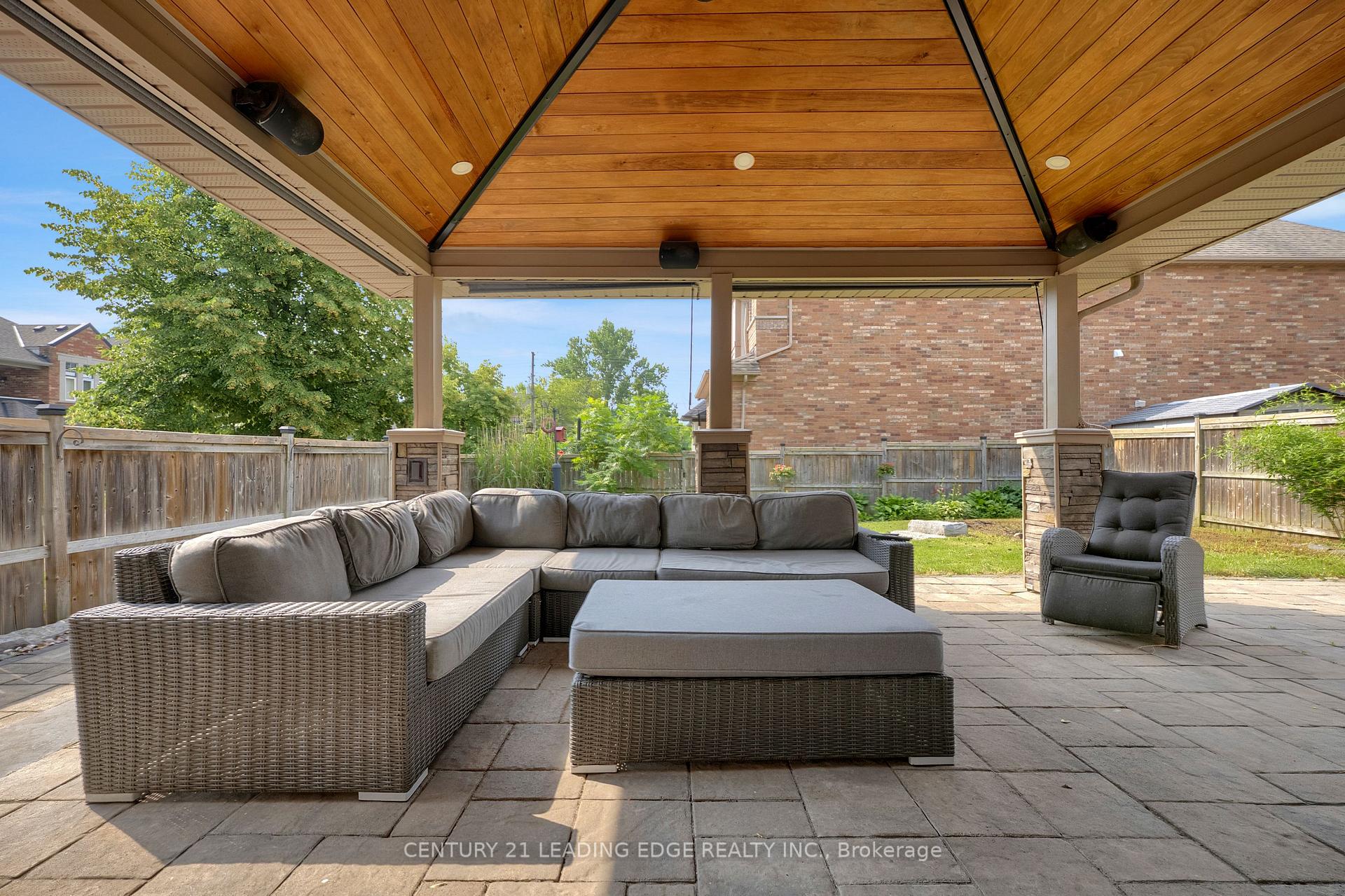 Photo 44 of 319 Mapleview Court, Pickering, Rouge Park — HOMEH