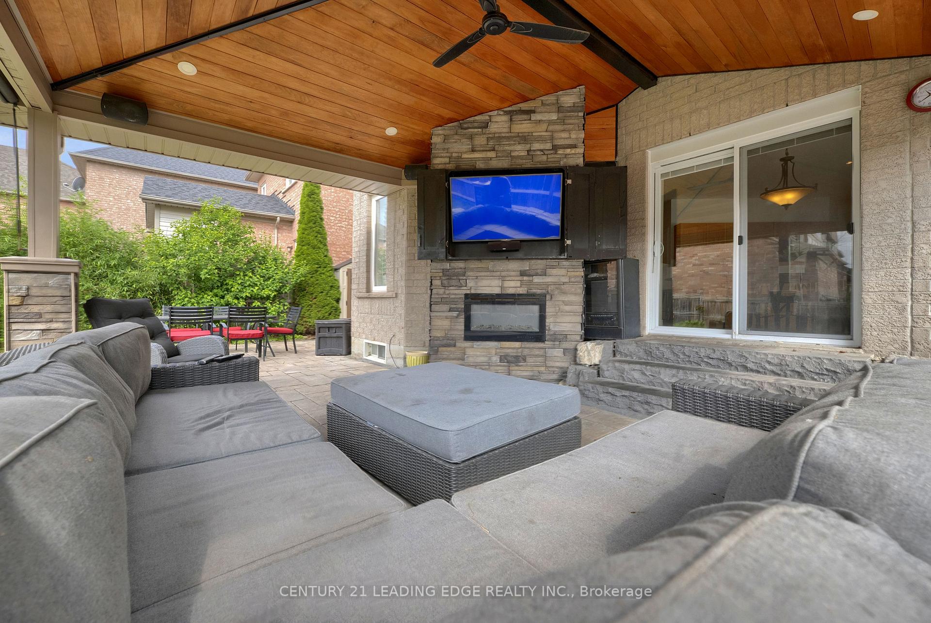 Photo 45 of 319 Mapleview Court, Pickering, Rouge Park — HOMEH