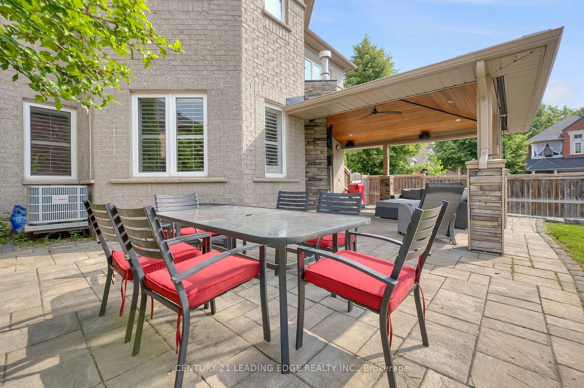 Photo 47 of 319 Mapleview Court, Pickering, Rouge Park — HOMEH