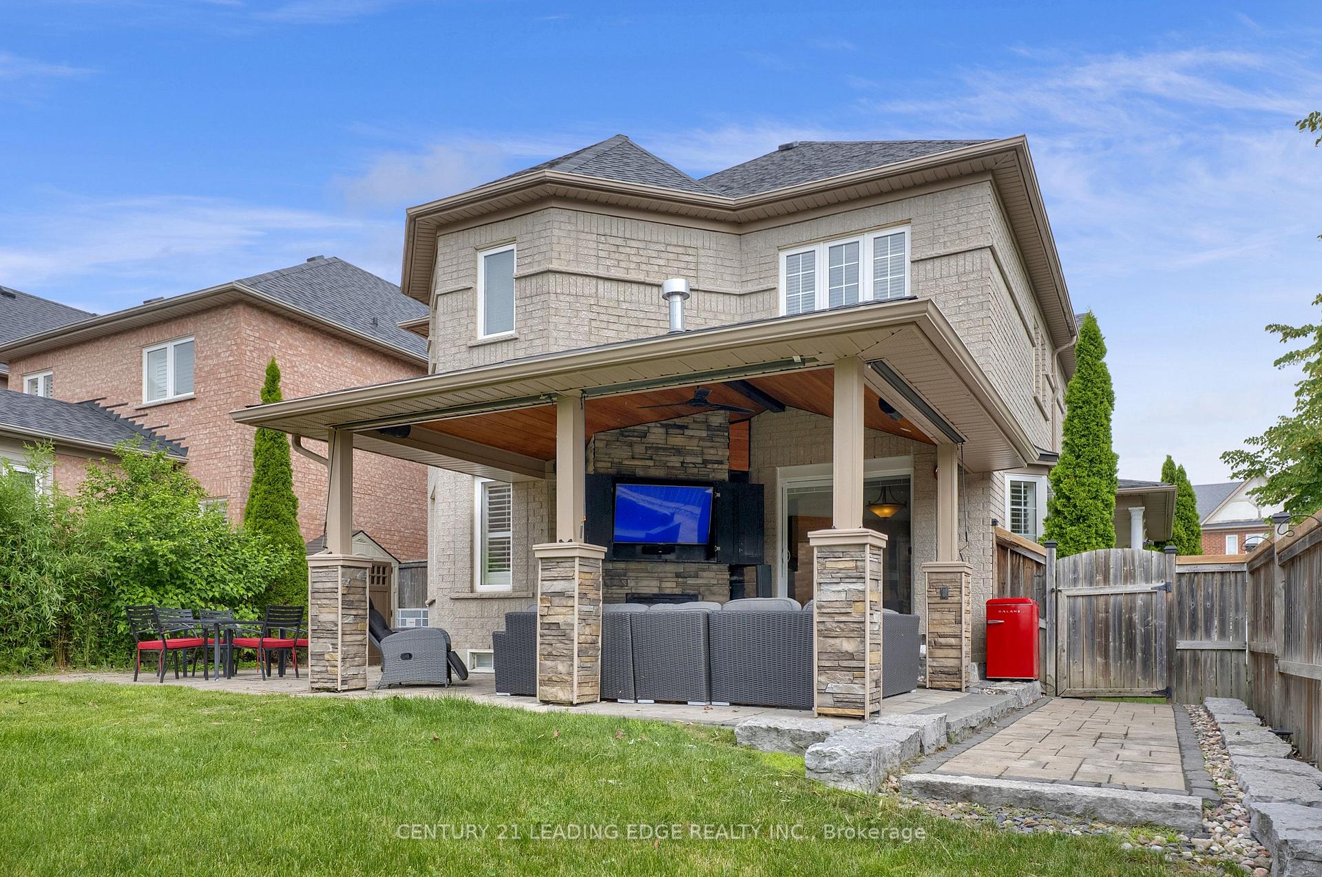 Photo 49 of 319 Mapleview Court, Pickering, Rouge Park — HOMEH