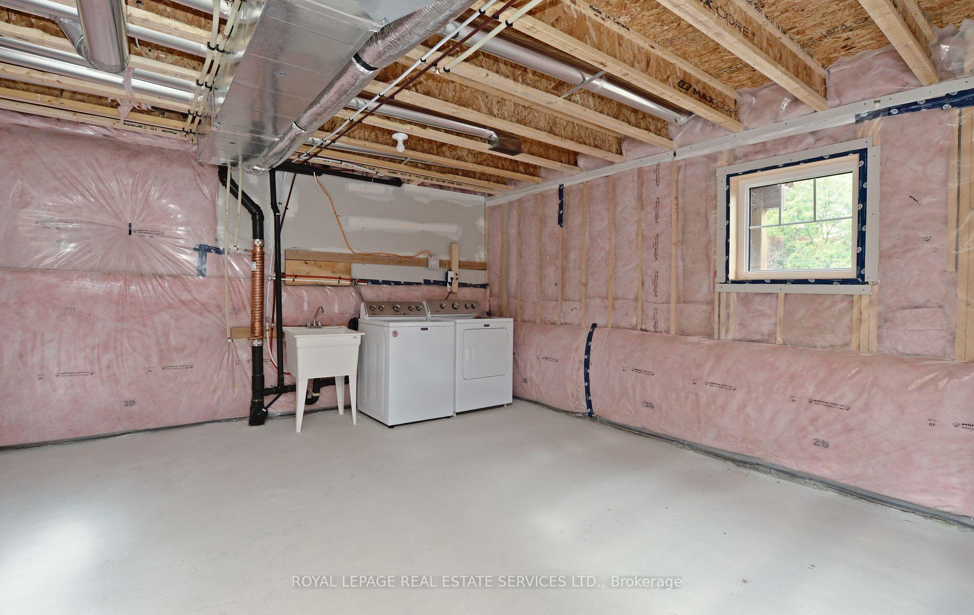 Photo 20 of 84 Barkerville Drive, Whitby, Rural Whitby — HOMEH