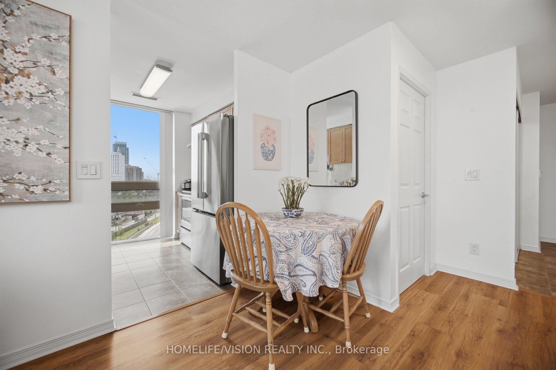 Photo 12 of Unit 1007, 3 Michael Power Place, Etobicoke, Islington-City Centre West — HOMEH