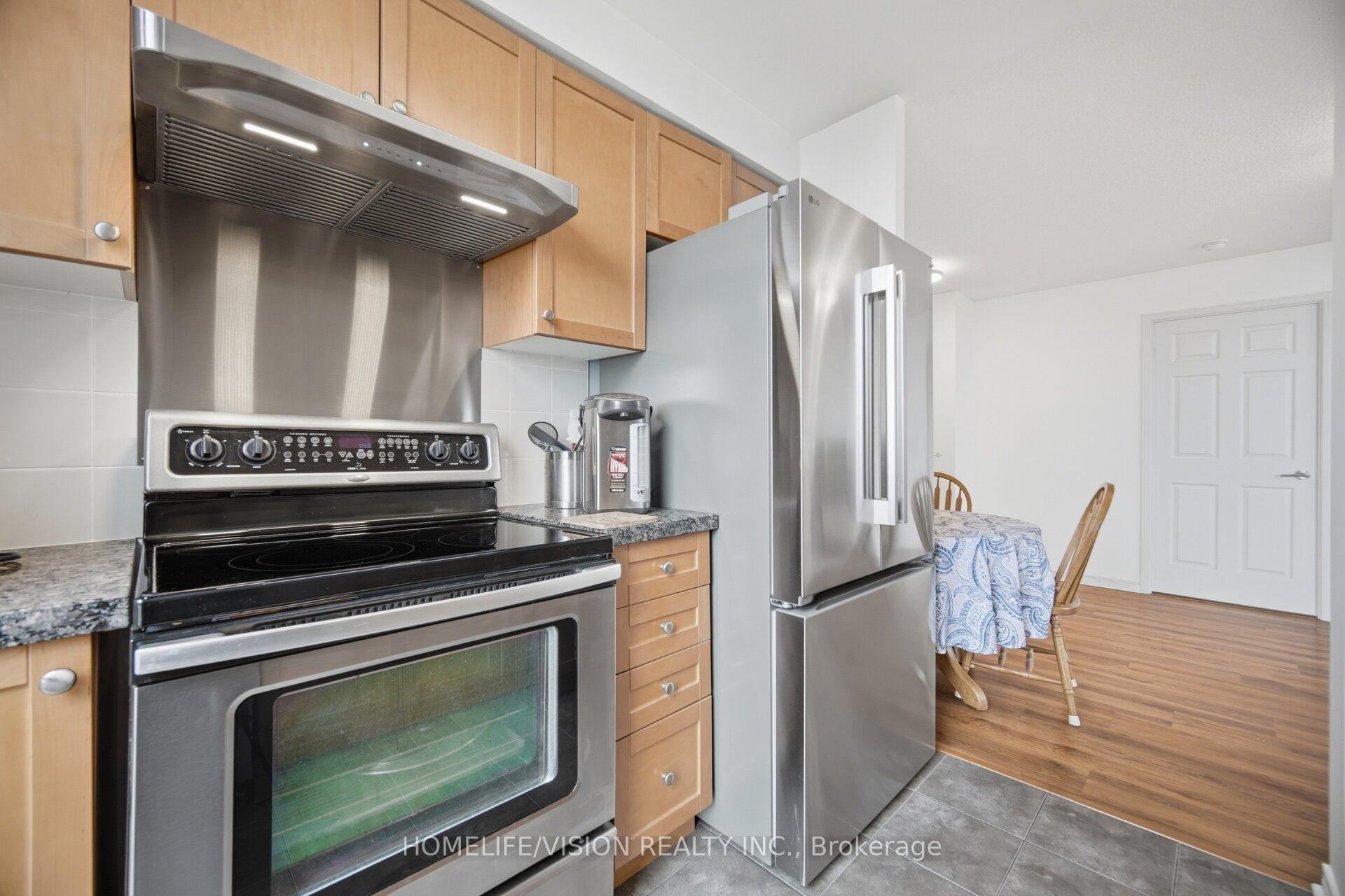 Photo 16 of Unit 1007, 3 Michael Power Place, Etobicoke, Islington-City Centre West — HOMEH
