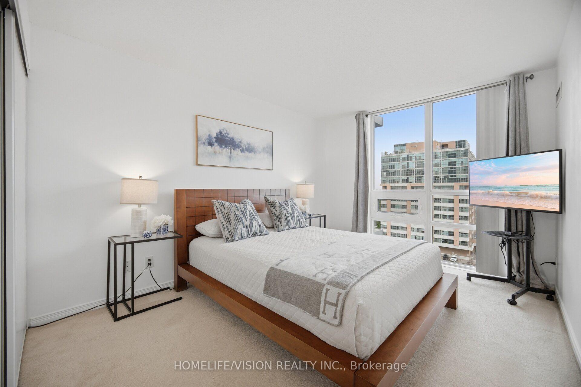 Photo 17 of Unit 1007, 3 Michael Power Place, Etobicoke, Islington-City Centre West — HOMEH