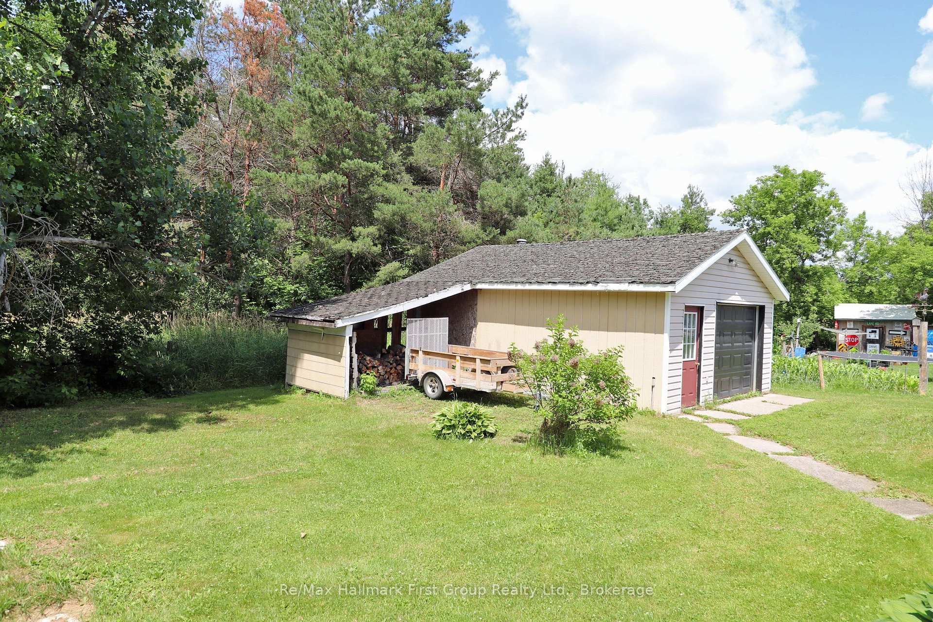 Photo 8 of 1840 Queensborough Road, Tweed, Elzevir (Twp) — HOMEH