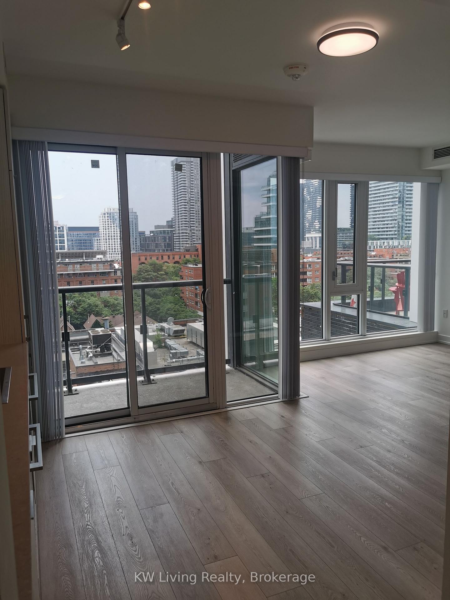 Photo 15 of Unit 821, 158 Front Street E, Toronto, Moss Park — HOMEH