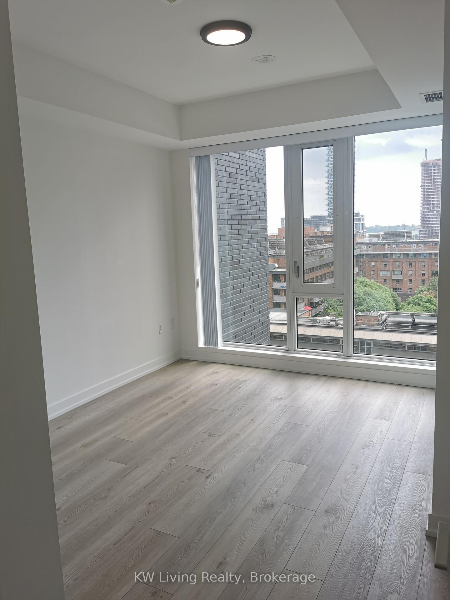Photo 19 of Unit 821, 158 Front Street E, Toronto, Moss Park — HOMEH