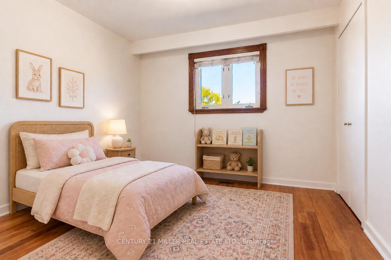 Photo 12 of Unit A, 477 Valleyview Crescent, Milton, Beaty — HOMEH