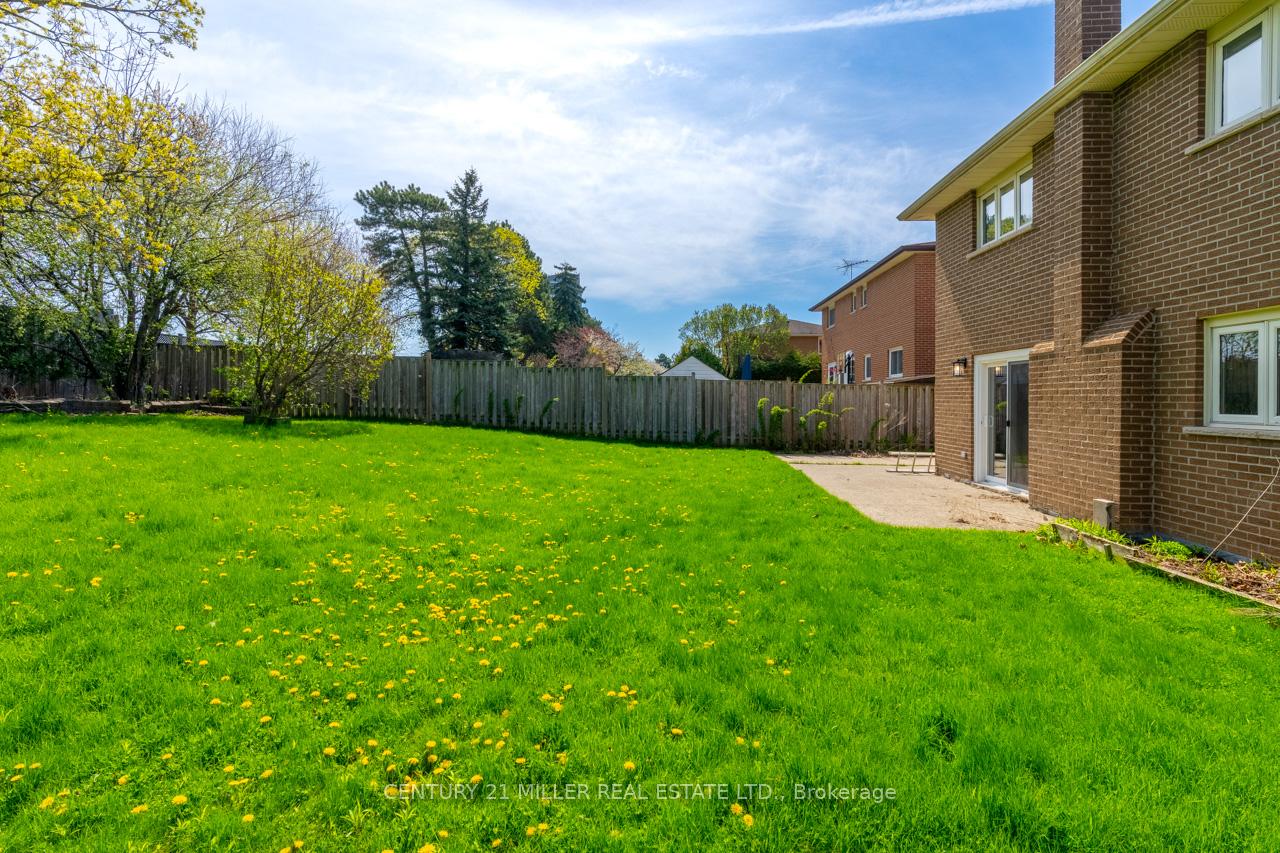 Photo 16 of Unit A, 477 Valleyview Crescent, Milton, Beaty — HOMEH