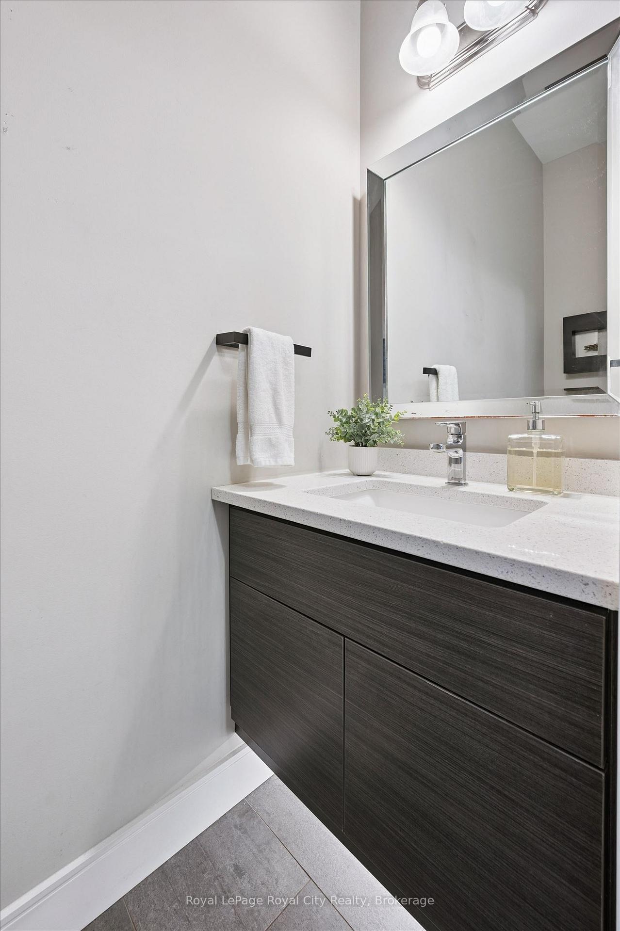 Photo 10 of Unit 83, 60 Arkell Road, Guelph, Kortright East — HOMEH