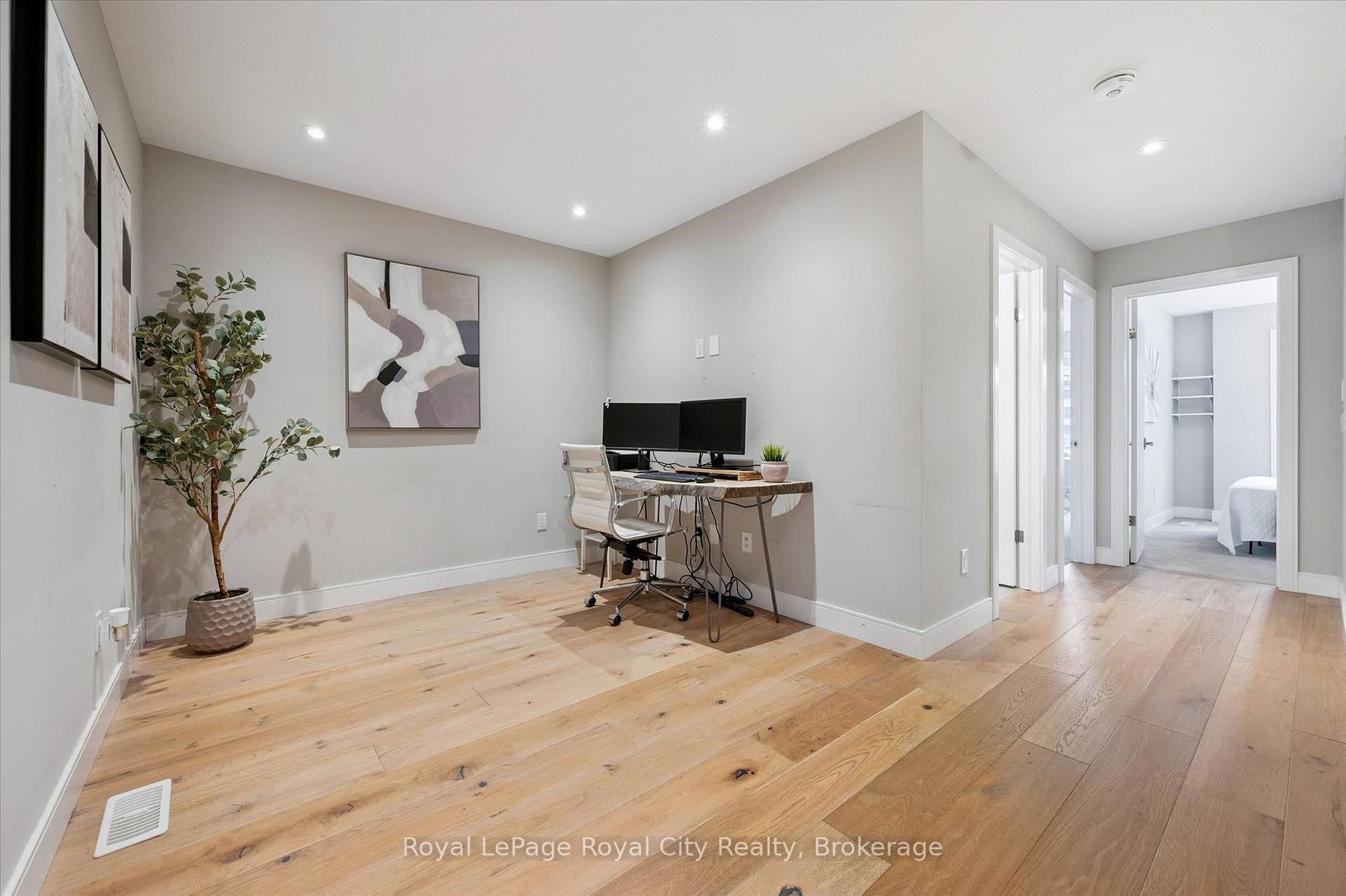 Photo 19 of Unit 83, 60 Arkell Road, Guelph, Kortright East — HOMEH
