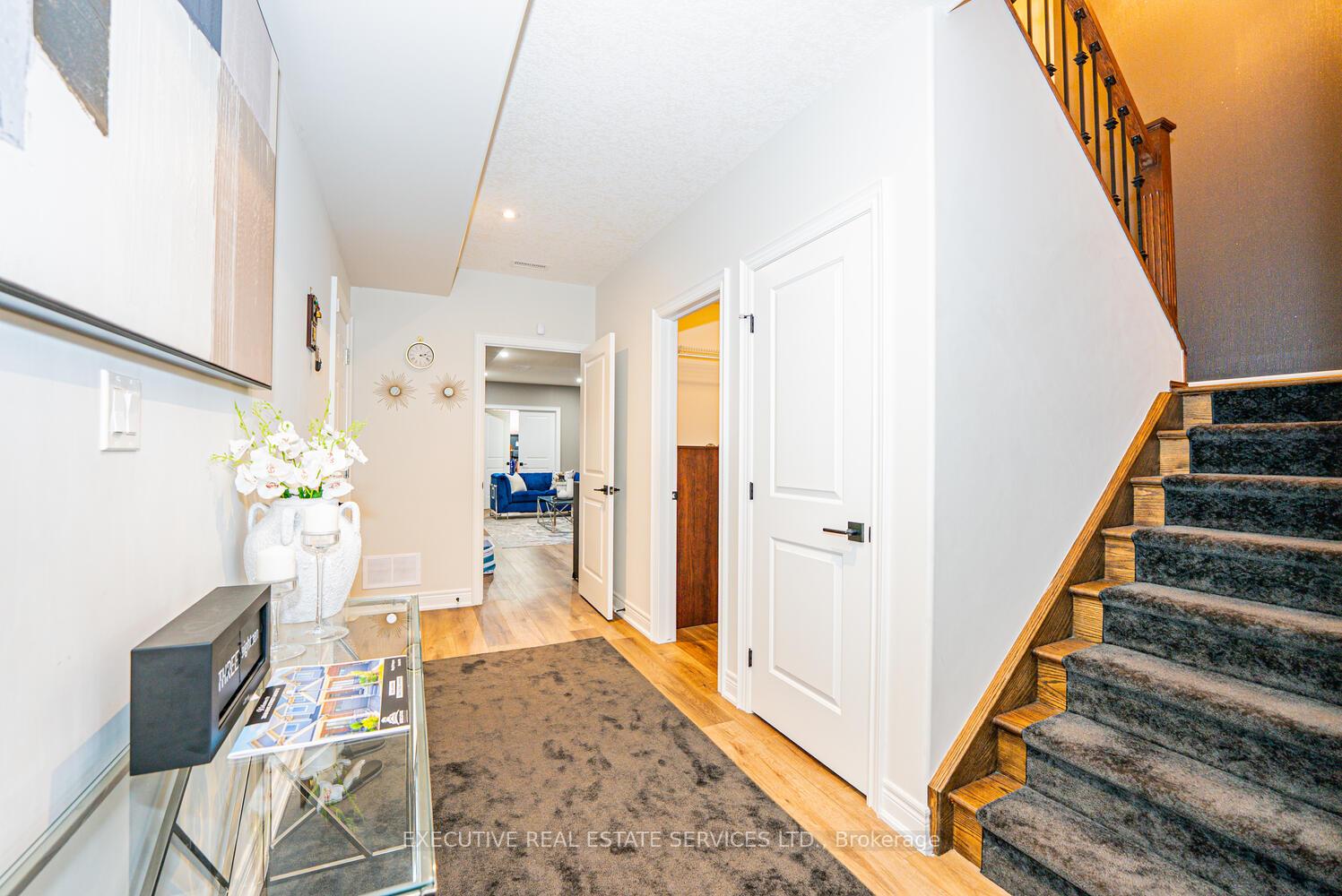 Photo 12 of Unit 11, 2848 King Street, Lincoln, Lincoln-Jordan/Vineland — HOMEH
