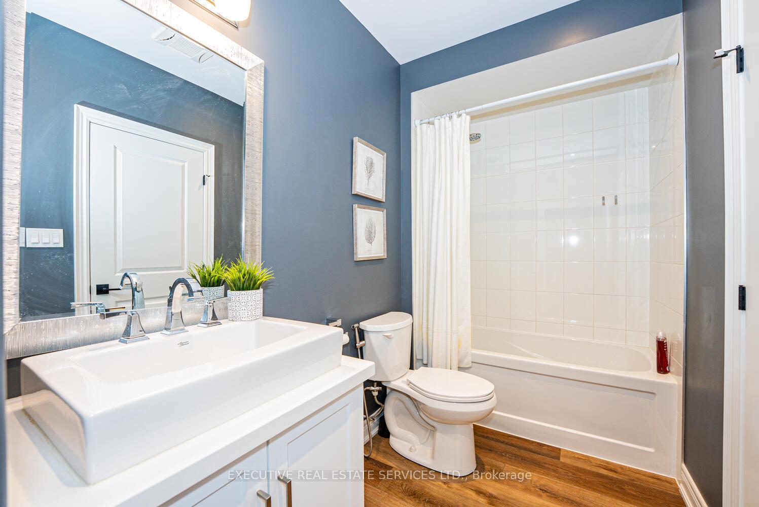 Photo 23 of Unit 11, 2848 King Street, Lincoln, Lincoln-Jordan/Vineland — HOMEH