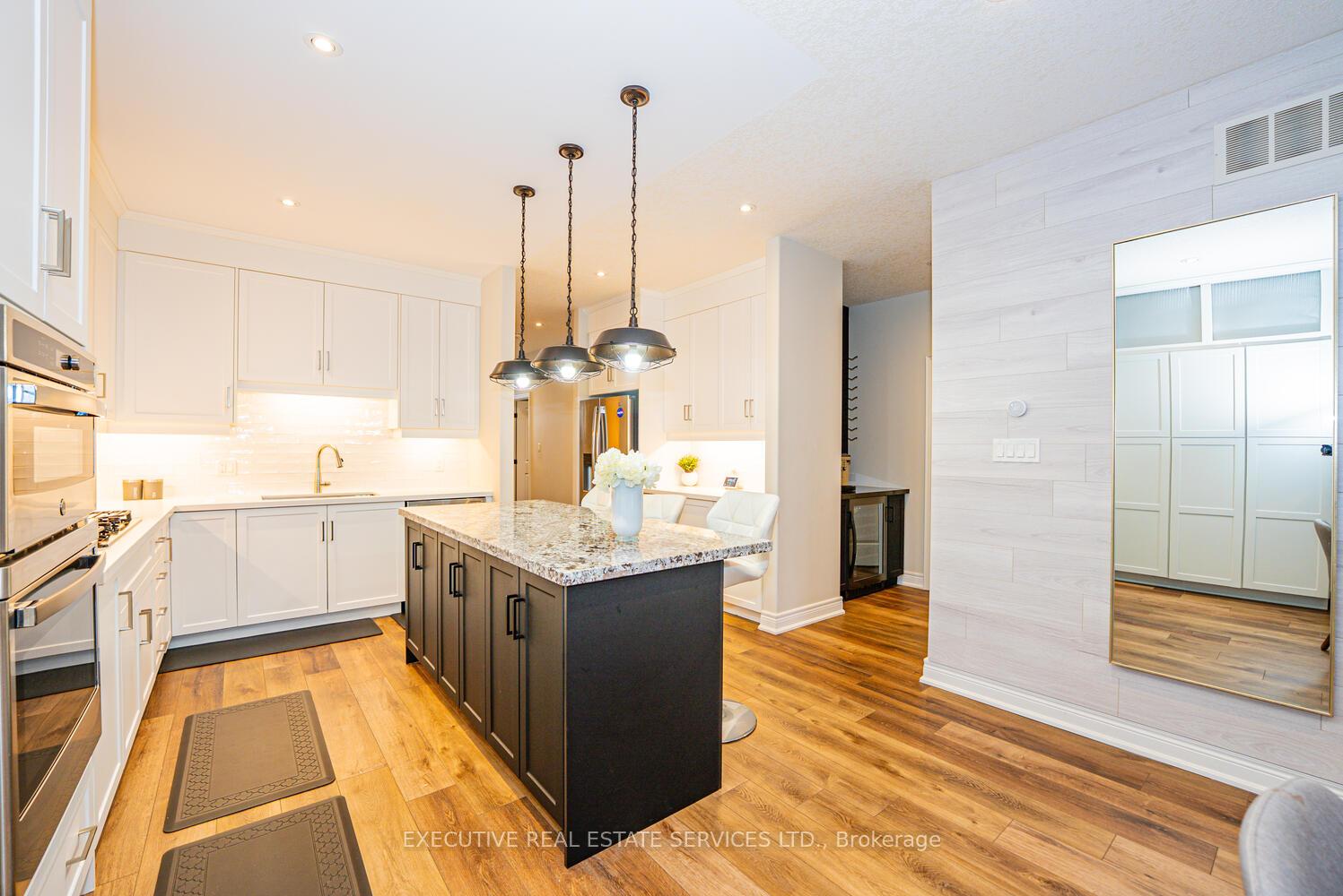 Photo 29 of Unit 11, 2848 King Street, Lincoln, Lincoln-Jordan/Vineland — HOMEH