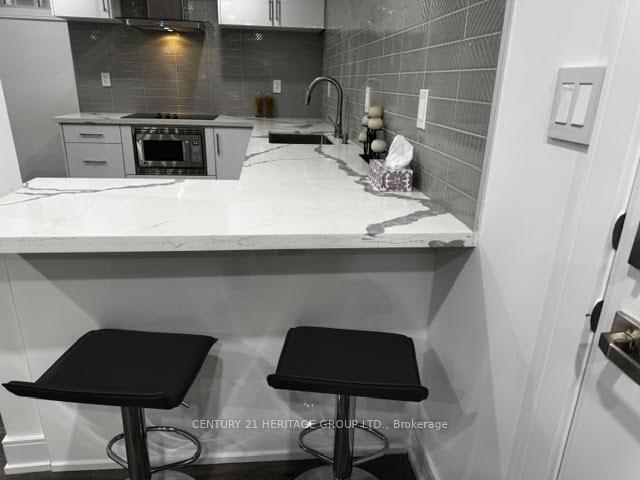 Photo 13 of Unit 2, 7 Larkfield Crescent, East Gwillimbury, Sharon — HOMEH