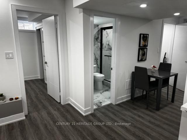 Photo 23 of Unit 2, 7 Larkfield Crescent, East Gwillimbury, Sharon — HOMEH