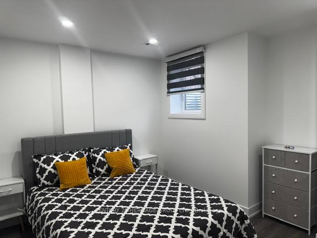 Photo 28 of Unit 2, 7 Larkfield Crescent, East Gwillimbury, Sharon — HOMEH