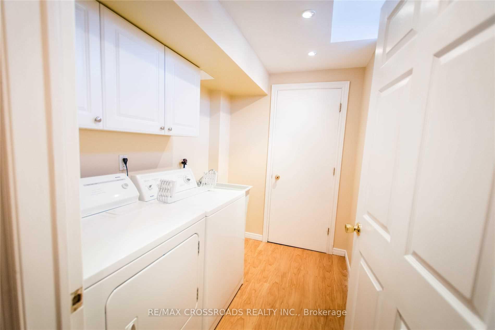 Photo 10 of 50 Widdifield Avenue, Newmarket, Armitage — HOMEH