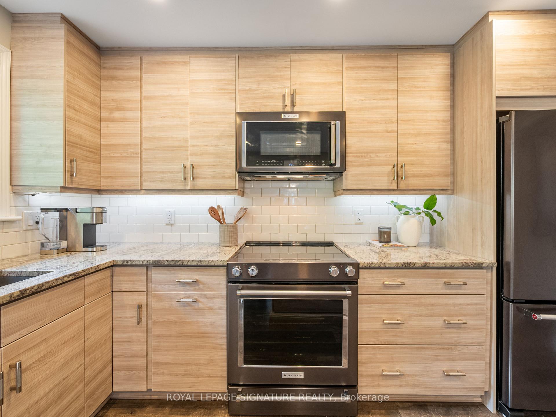 Photo 7 of 245 Appleby Road, Hamilton, Ancaster — HOMEH