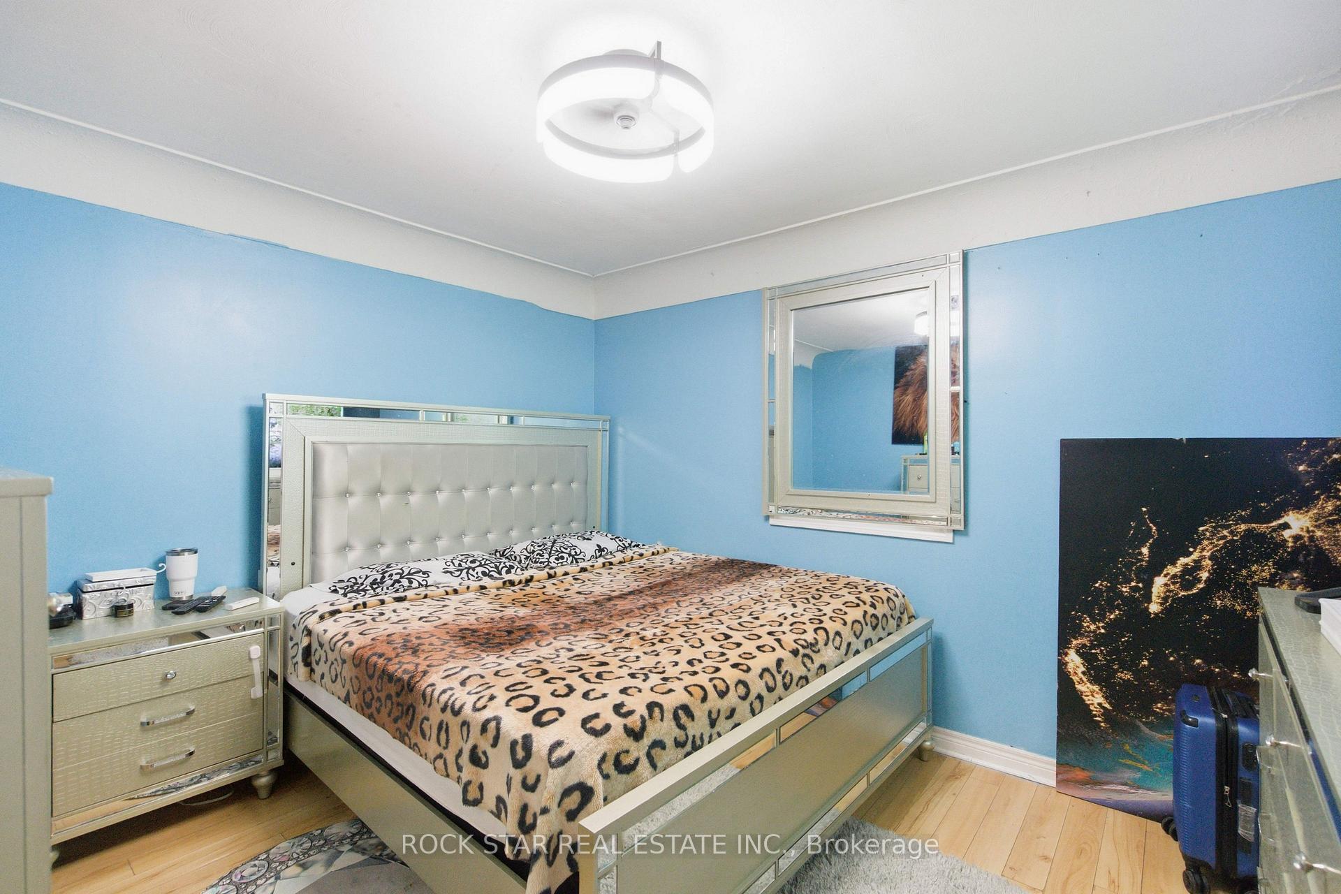 Photo 17 of 916 Stone Church Road E, Hamilton, Templemead — HOMEH