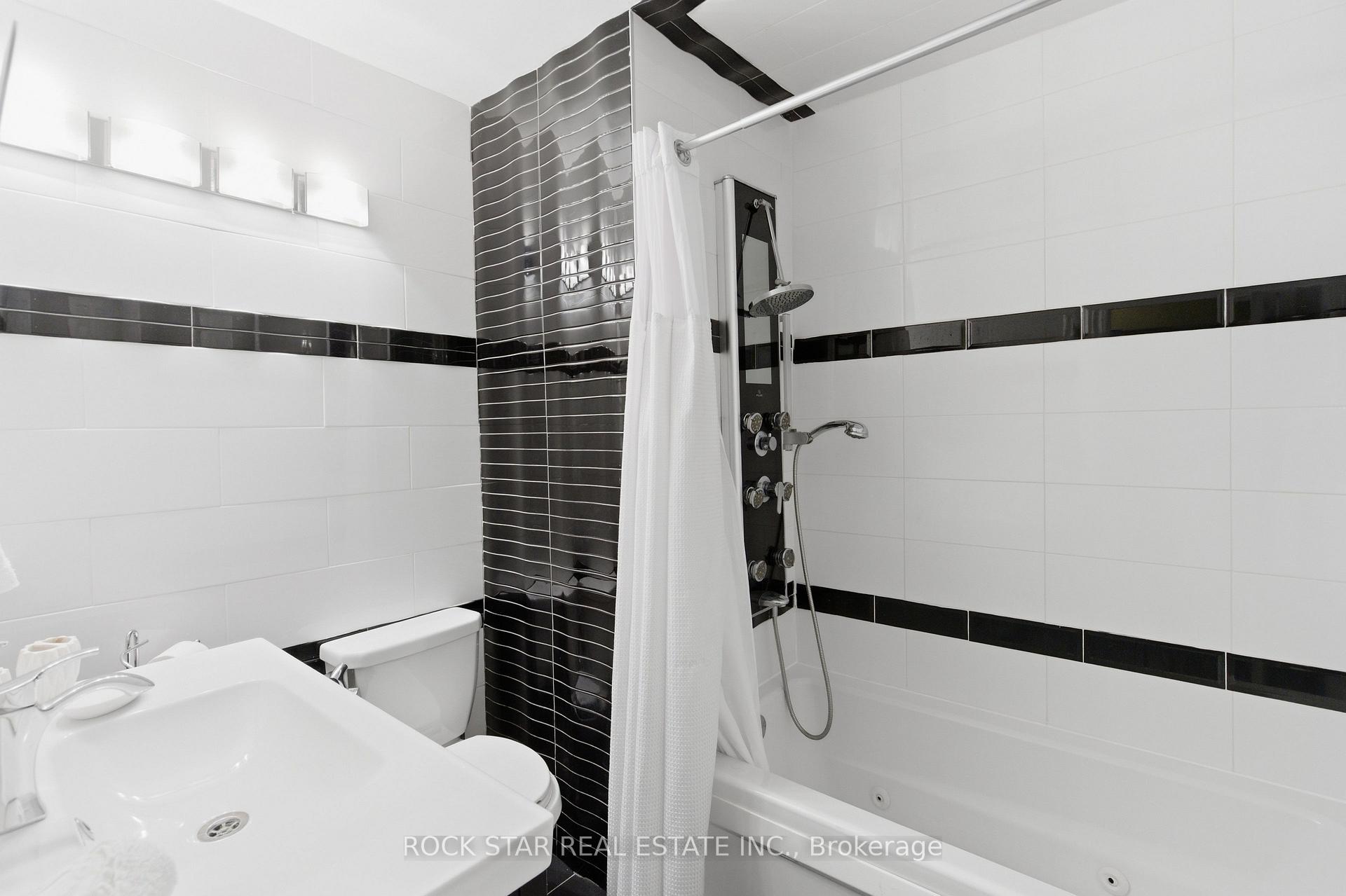 Photo 21 of 916 Stone Church Road E, Hamilton, Templemead — HOMEH