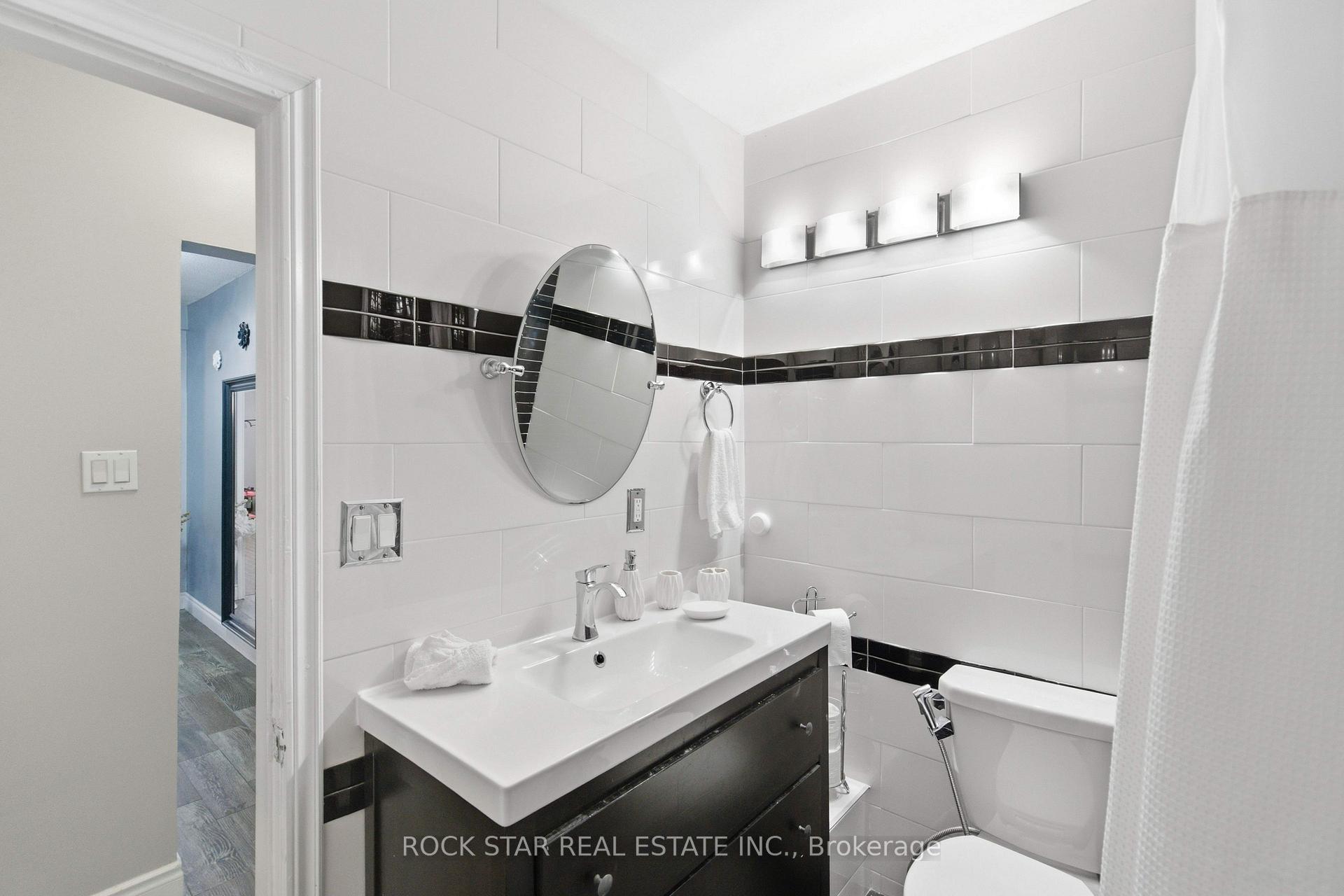 Photo 22 of 916 Stone Church Road E, Hamilton, Templemead — HOMEH