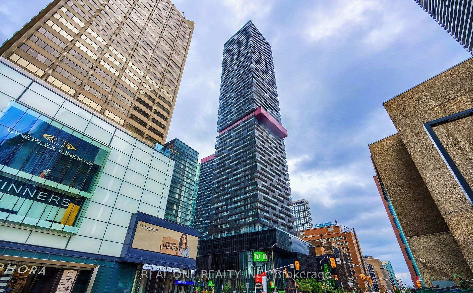 Front of Unit 3907, 8 Eglinton Avenue