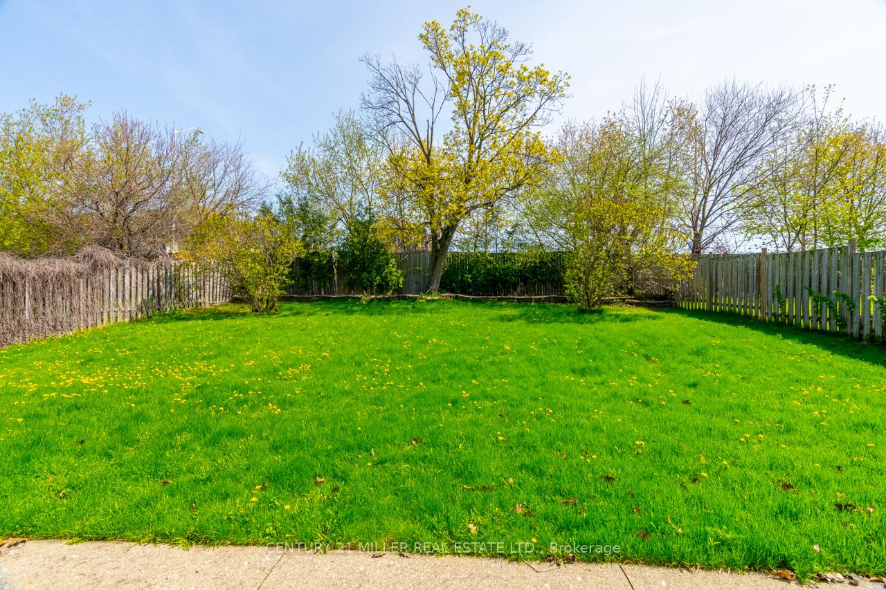 Photo 17 of Unit B, 477 Valleyview Crescent, Milton, Old Milton — HOMEH