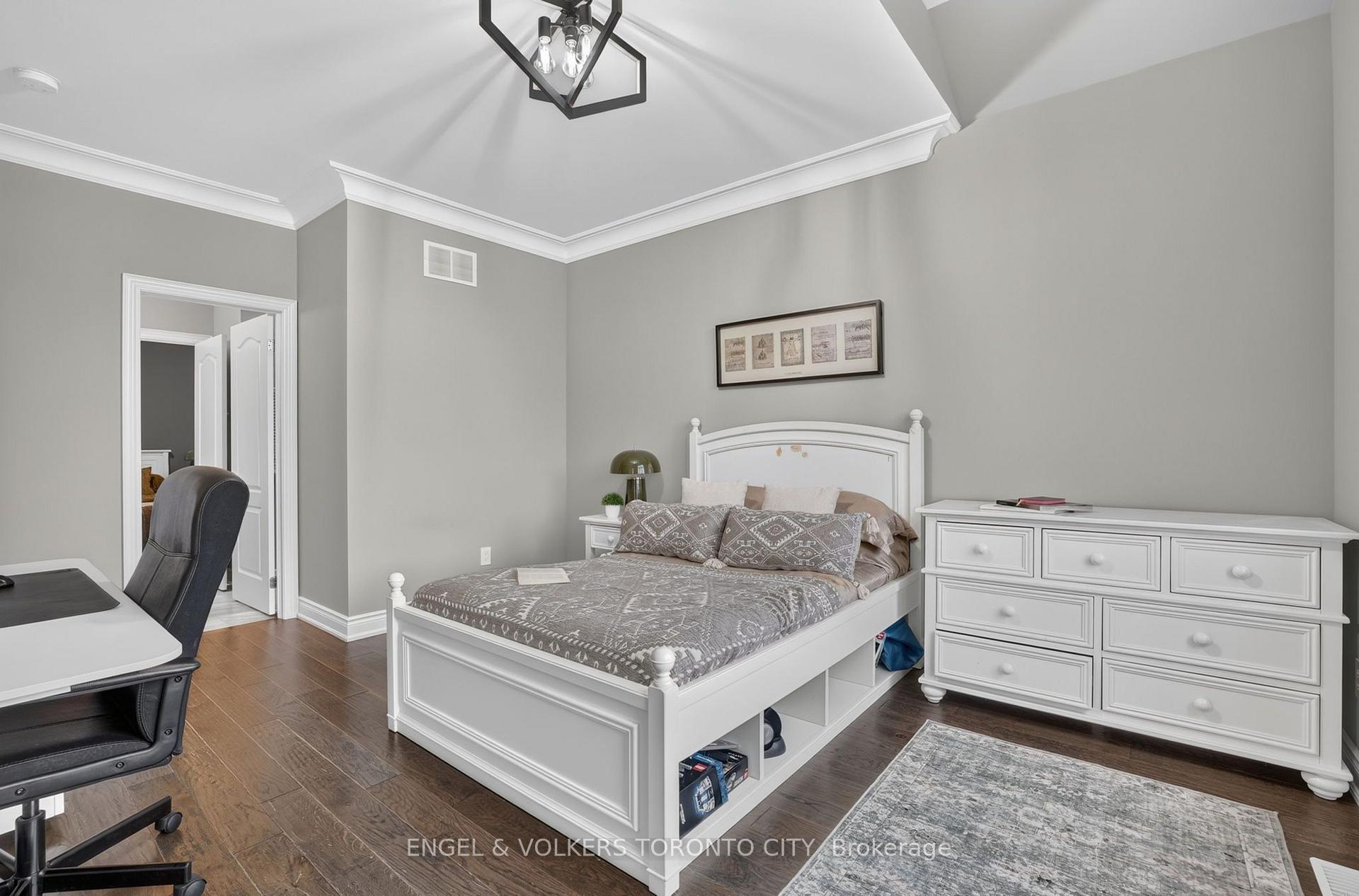 Photo 28 of 14 Coppermine Court, King, Nobleton — HOMEH
