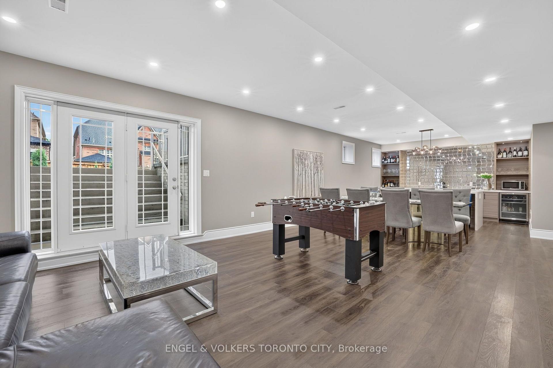 Photo 32 of 14 Coppermine Court, King, Nobleton — HOMEH