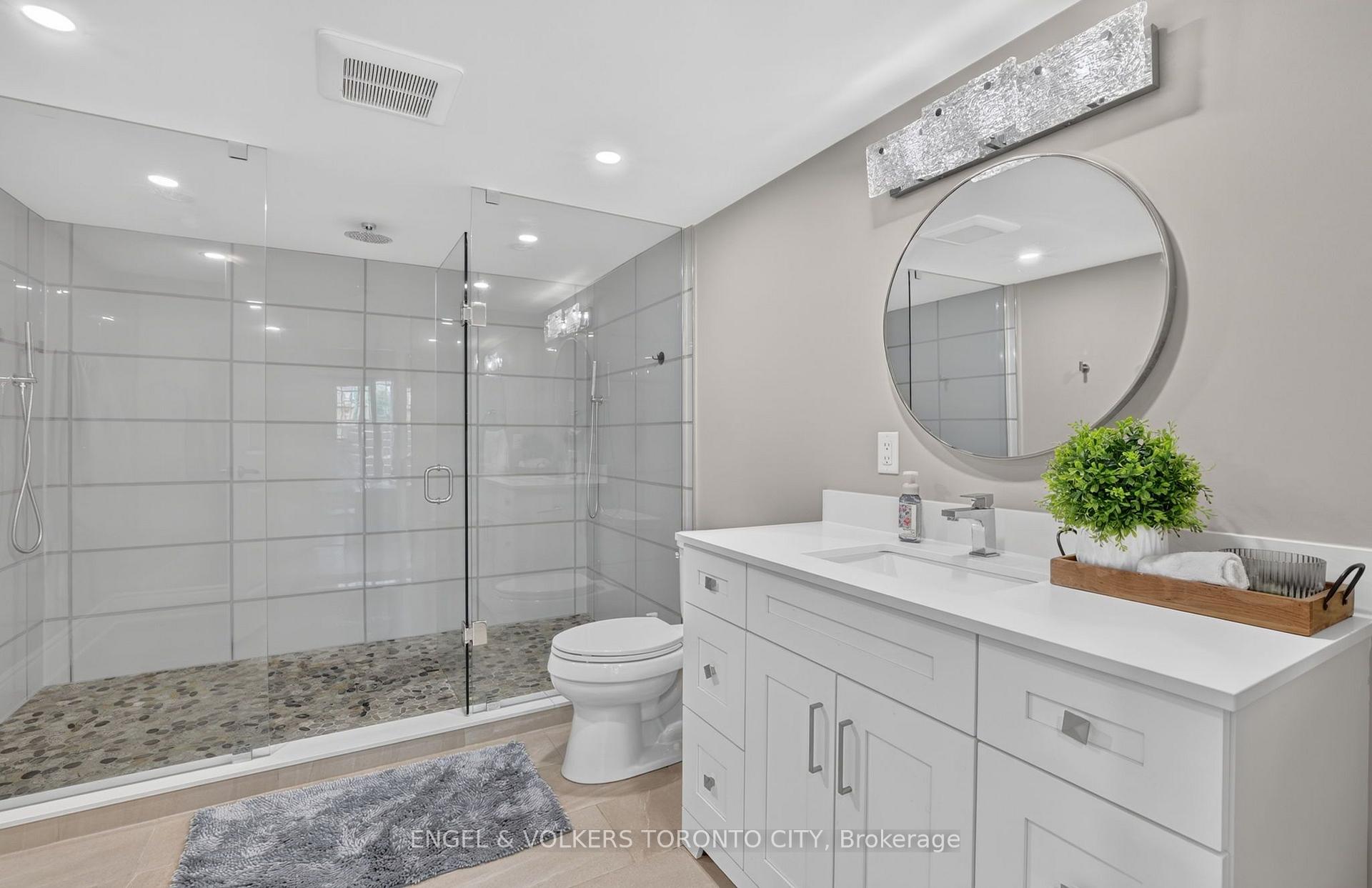 Photo 35 of 14 Coppermine Court, King, Nobleton — HOMEH