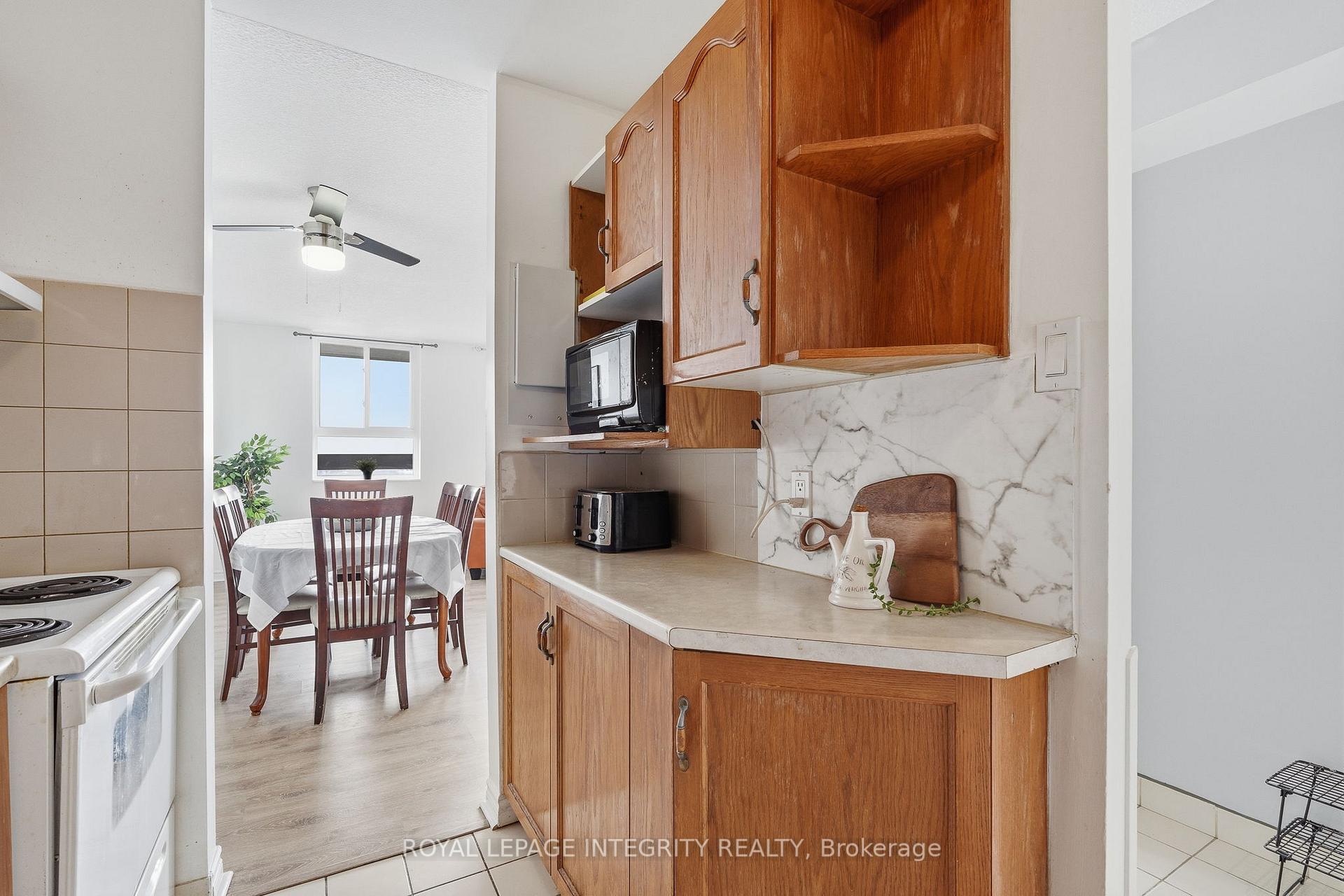 Photo 16 of Unit 1110, 2000 Jasmine Crescent, Ottawa, Beacon Hill South — HOMEH