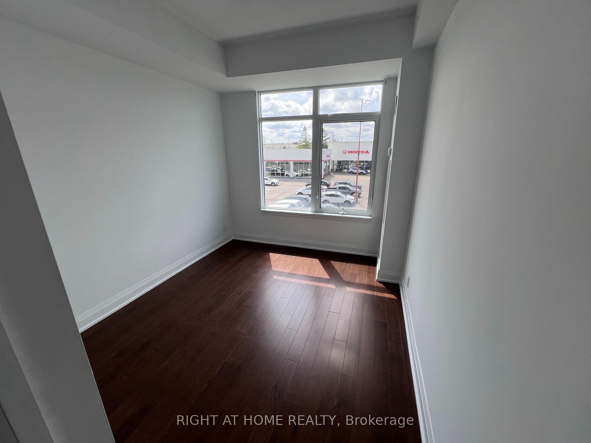 Photo 2 of Unit 206, 12 Woodstream Boulevard, Vaughan, Vaughan Grove — HOMEH