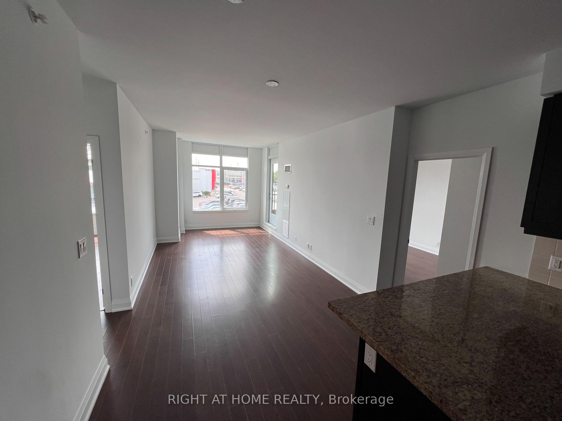 Photo 4 of Unit 206, 12 Woodstream Boulevard, Vaughan, Vaughan Grove — HOMEH