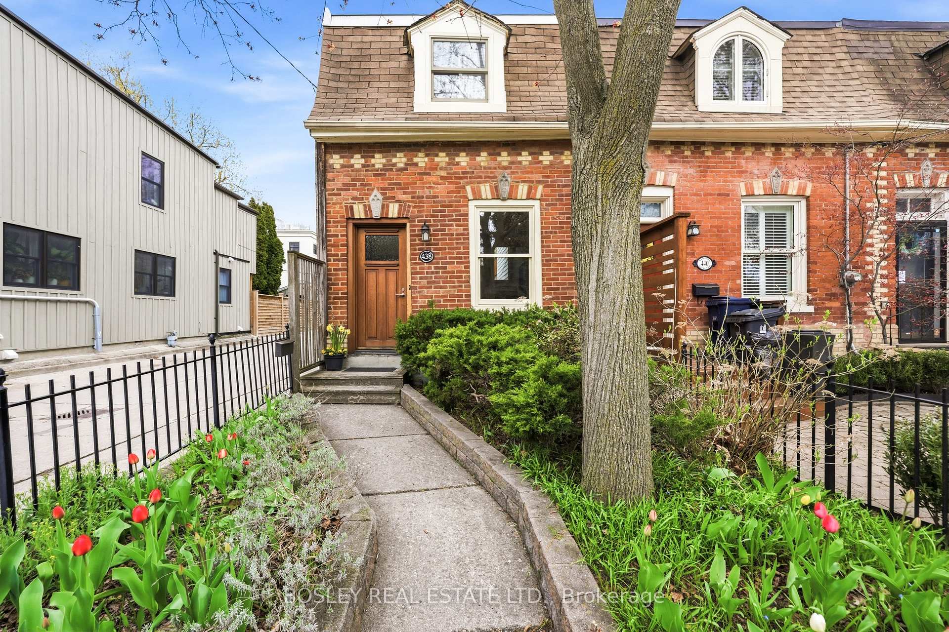 Photo 49 of 438 Wellesley Street E, Toronto, Cabbagetown-South St. James Town — HOMEH