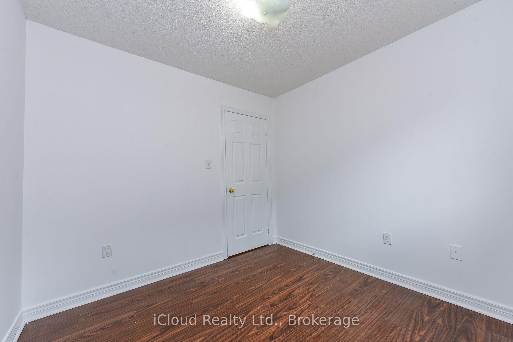 Photo 11 of 48 Ashdale Road, Brampton, Bram West — HOMEH