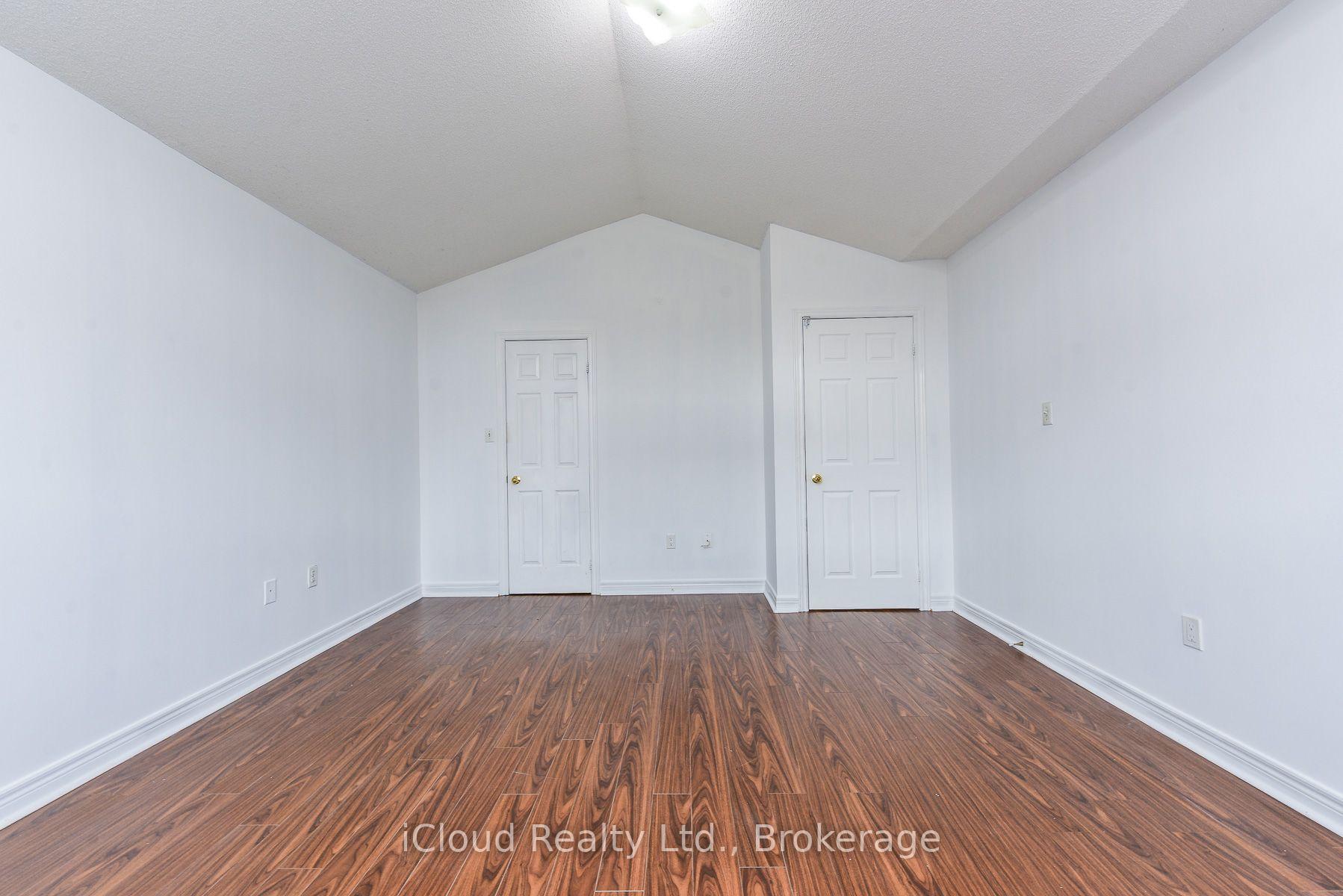 Photo 16 of 48 Ashdale Road, Brampton, Bram West — HOMEH