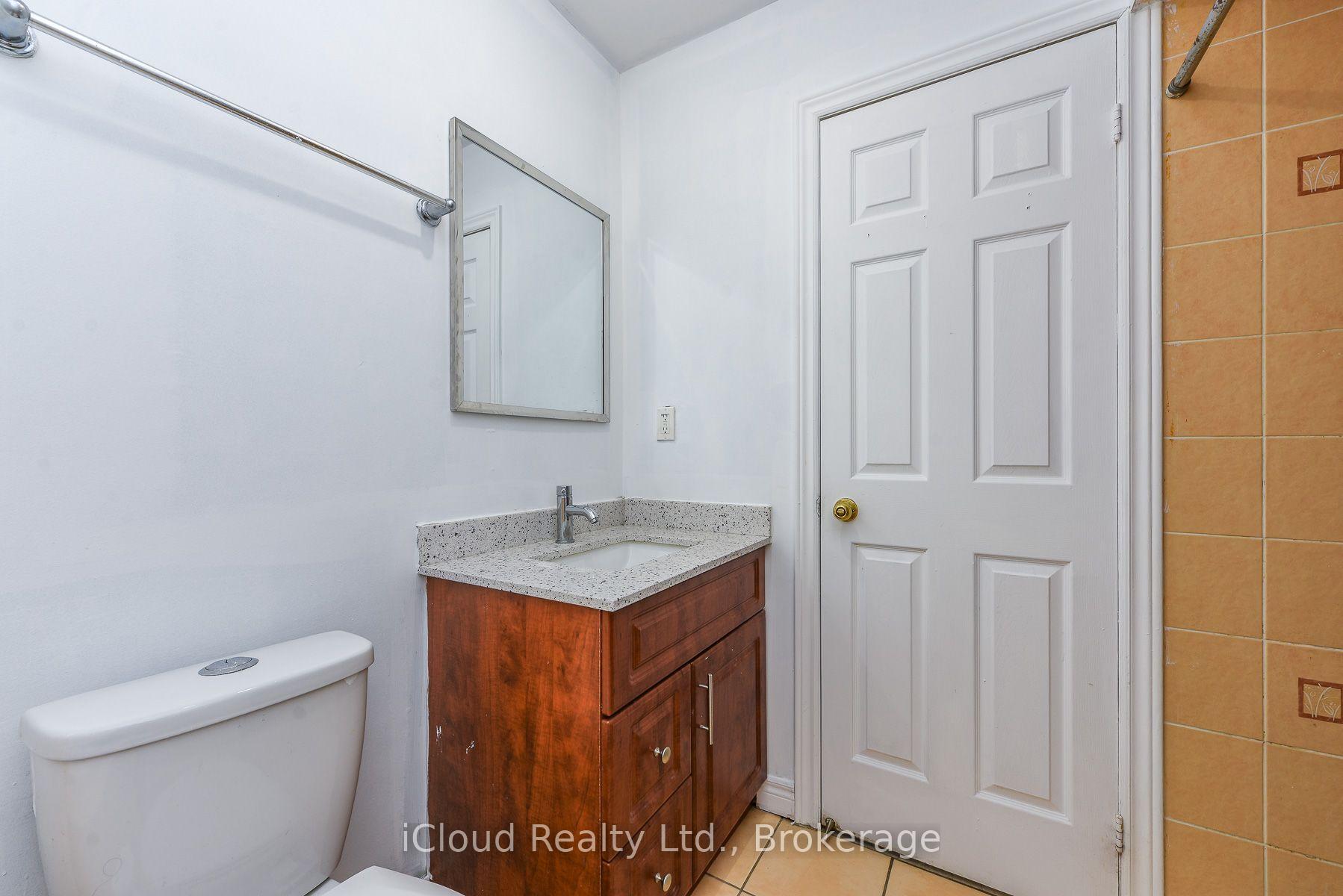 Photo 19 of 48 Ashdale Road, Brampton, Bram West — HOMEH