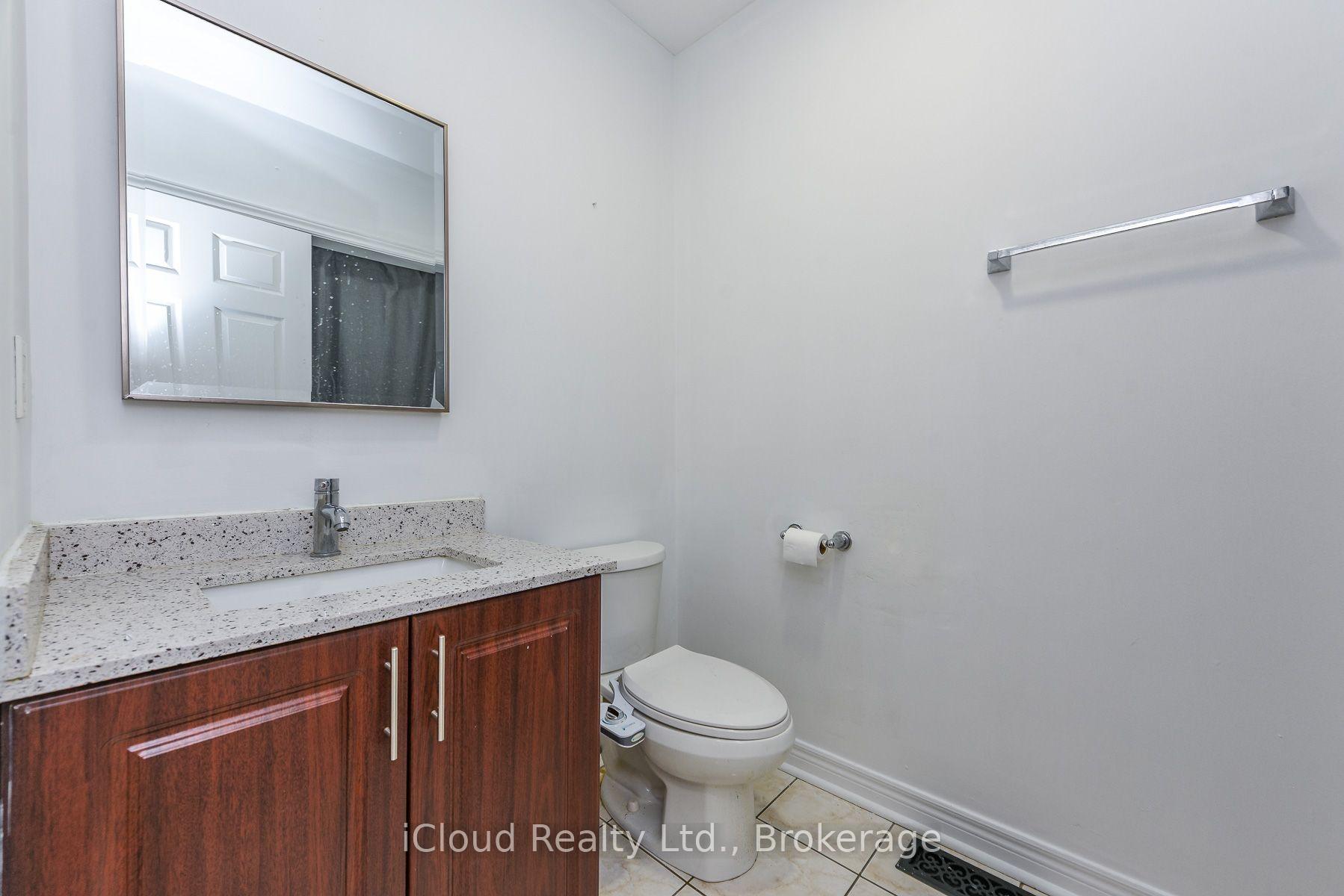 Photo 28 of 48 Ashdale Road, Brampton, Bram West — HOMEH