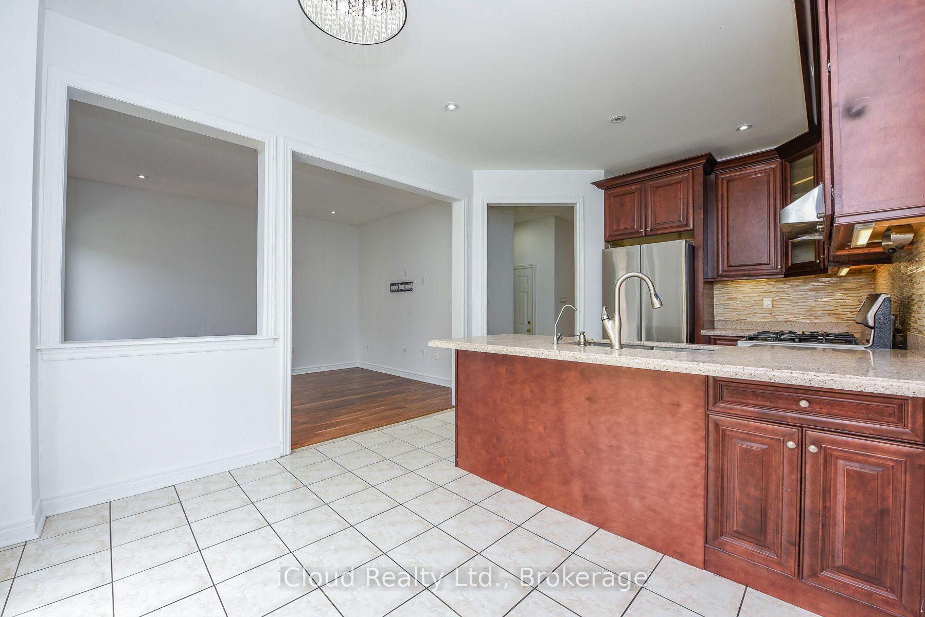 Photo 34 of 48 Ashdale Road, Brampton, Bram West — HOMEH