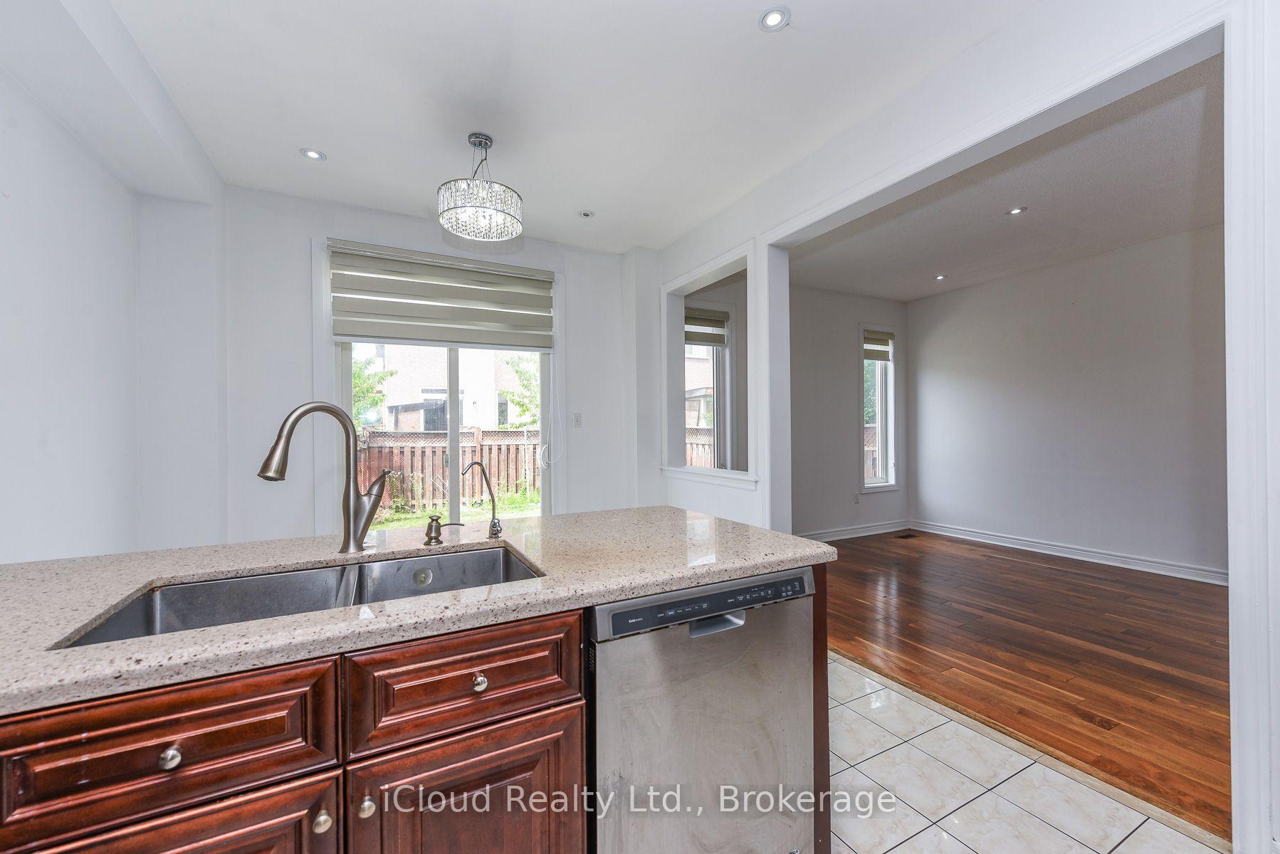 Photo 37 of 48 Ashdale Road, Brampton, Bram West — HOMEH
