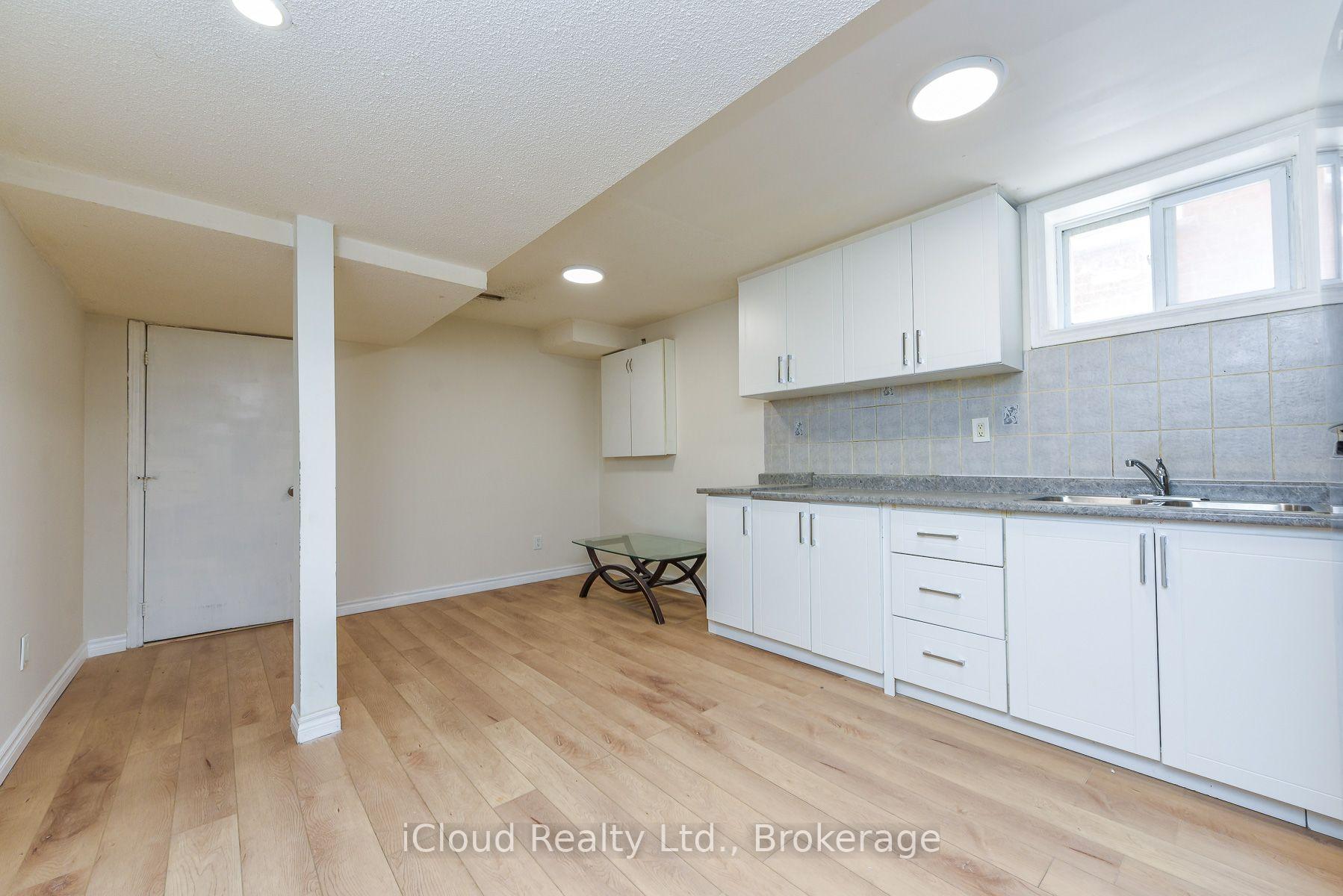 Photo 41 of 48 Ashdale Road, Brampton, Bram West — HOMEH