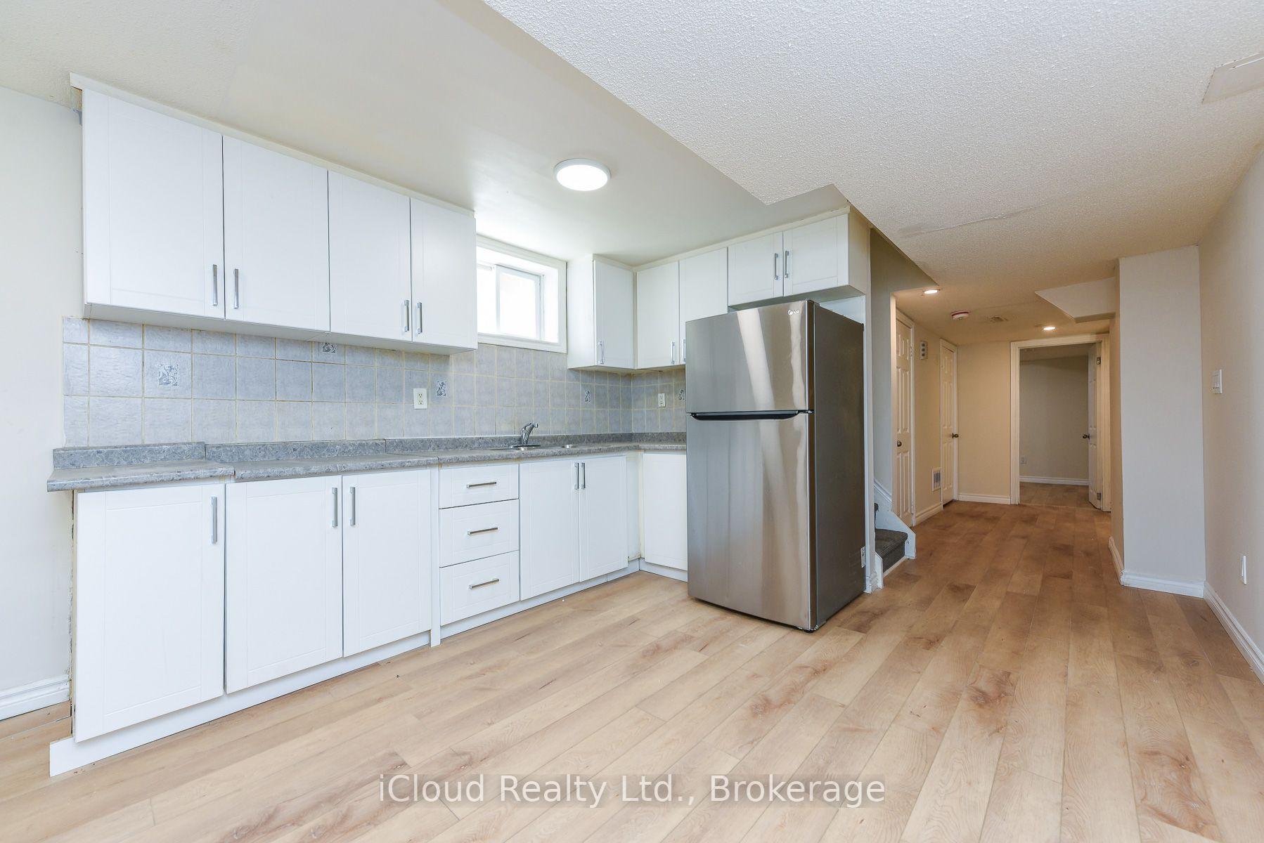 Photo 43 of 48 Ashdale Road, Brampton, Bram West — HOMEH